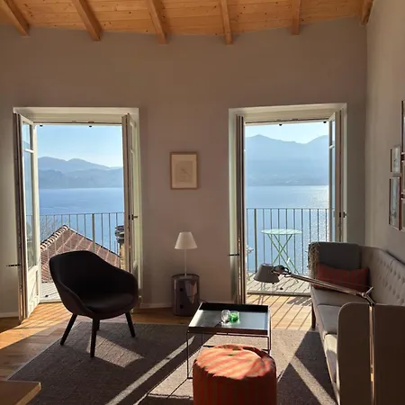Casa Otto Holiday home Oggebbio